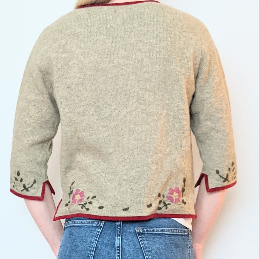 Abercrombie Lambswool Embroidered Cream Prairie Cottage Core Cardigan Size Large
